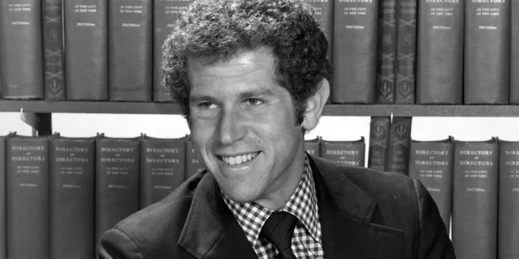 Tony Roberts